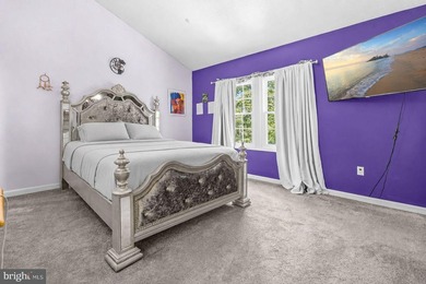 Welcome to 732 Streamside Dr, a beautifully maintained 3-bedroom - photo 15