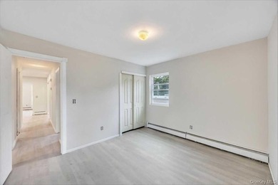 Completely renovated in 2026, with new range hood and bathroom - photo 18