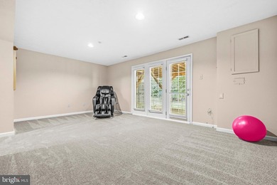 Welcome to 732 Streamside Dr, a beautifully maintained 3-bedroom - photo 23