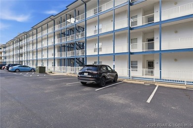 Wow!! Don't miss this Gorgeous walk-in unit at Beautiful Monarch - photo 24