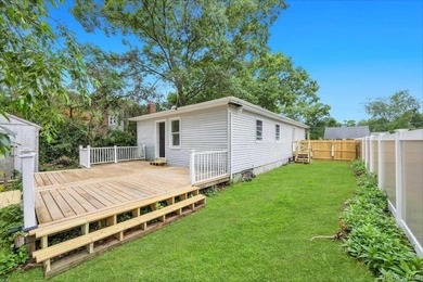 Completely renovated in 2026, with new range hood and bathroom - photo 24