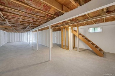 Completely renovated in 2026, with new range hood and bathroom - photo 29