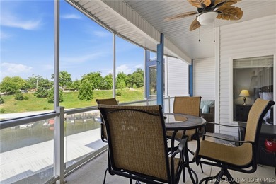 Wow!! Don't miss this Gorgeous walk-in unit at Beautiful Monarch - photo 34