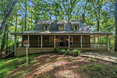 Own a staggering 800-plus feet of direct Chattahoochee River - photo 1