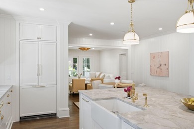 Welcome to 35 Gibbes Street, a historic Charleston residence - photo 31