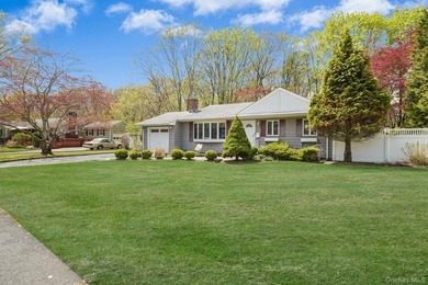 Welcome to 34 Oxbow Rd, Patchogue - a rare opportunity to secure - photo 3