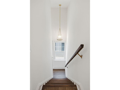 Welcome to 35 Gibbes Street, a historic Charleston residence - photo 49