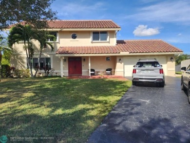 Lake Home For Sale in Davie, Florida