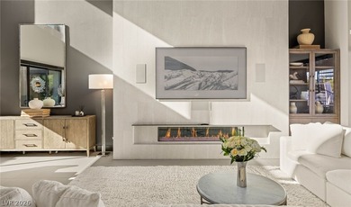 Experience elevated desert contemporary living in this - photo 8