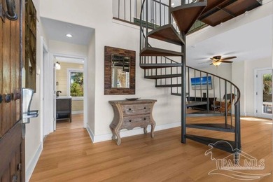 If you're looking for a bright, open pool home with direct - photo 3