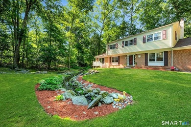 Significant Price Improvement! Motivated seller has repositioned - photo 2