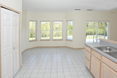 Spacious and inviting 4-bedroom, 2.5-bath home conveniently - photo 11