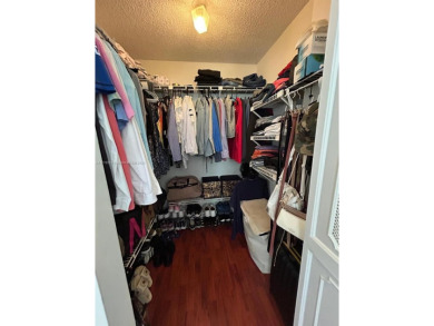 Discover this inviting 1-bedroom, 1.5-bathroom condo in the