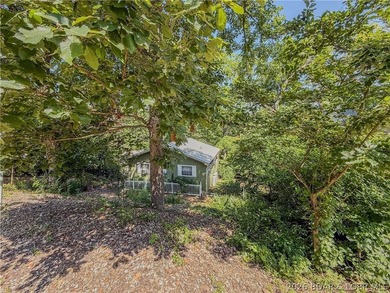 If you're looking for a peaceful cove setting, this furnished 2 - photo 24