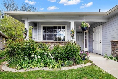Rare better than new townhome minutes from downtown Eagle in a - photo 6