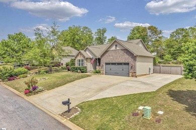 Welcome home to 225 Bayswater, a beautifully appointed residence - photo 41