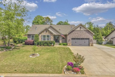 Welcome home to 225 Bayswater, a beautifully appointed residence - photo 42