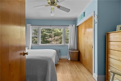**Charming Historic Condominium in the Heart of Newport** - photo 18