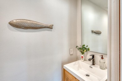 Luxury waterfront living on The Cape, one of Horseshoe Bay's - photo 20