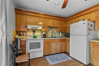 **Charming Historic Condominium in the Heart of Newport** - photo 27