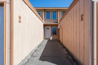 Columbia River - Klickitat County Condo For Sale in Kennewick Washington