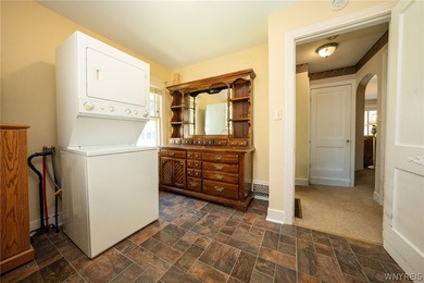 Welcome home to this charming Cape Cod nestled in the heart of - photo 18