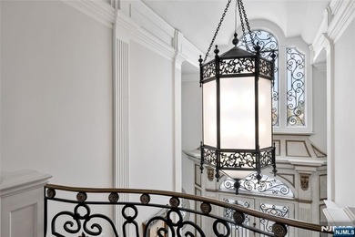 In the most sought after,influential & premier address in Alpine - photo 21