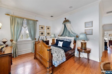 In the most sought after,influential & premier address in Alpine - photo 26
