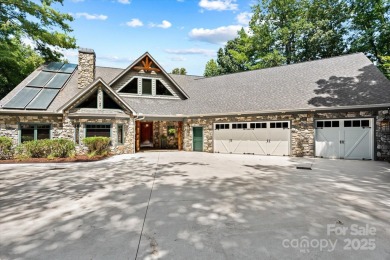 Lake Home ActiveUnderContr in Granite Falls, North Carolina