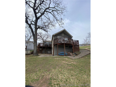 Turnkey lakefront cabins located at the nine-mile marker - photo 4