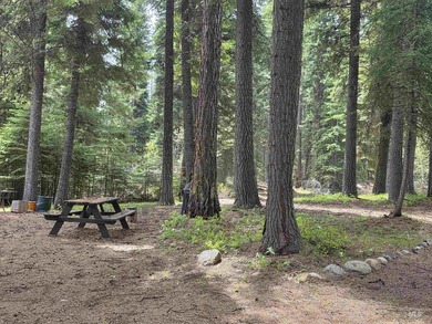 Excellent price on the ultimate outdoor enthusiast's dream, with - photo 4