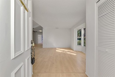 Under contract-accepting backup offers. Enjoy relaxed Florida - photo 6