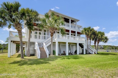 Extraordinary waterfront home offering over 300+ feet of - photo 7