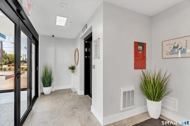 Rarely does a commercial asset of this caliber become available - photo 7