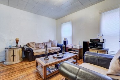 Great investment opportunity for shrewd investors or possible - photo 7