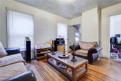 Great investment opportunity for shrewd investors or possible - photo 8