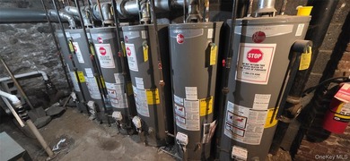 ALL OF THE APARTMENTS ARE EXEMPT FROM DHCR REGULATIONS! FREE - photo 10