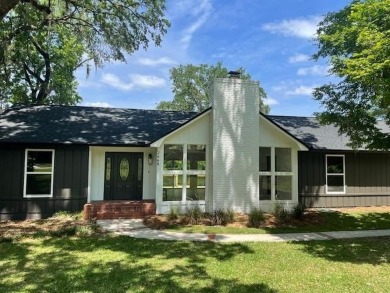 Lake Home For Sale in Tallahassee, Florida