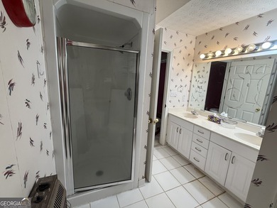 Ultimate Privacy Meets Classic Comfort Escape the hustle and - photo 15
