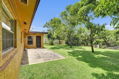 Opportunity awaits in desirable Boca Trails! This 3-bedroom - photo 22