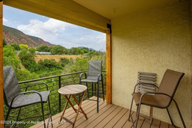 Lake Condo For Sale in Glenwood Springs, Colorado