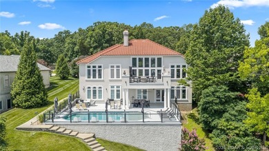 Welcome to 764 Via Del Lago in Porto Cima, perfectly positioned - photo 2