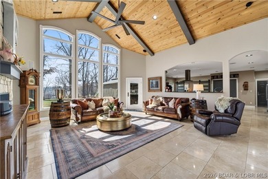 Stunning updated home in highly desired Four Seasons w/ - photo 7