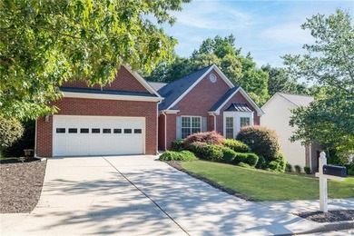 Discover an exceptional, fully updated, true ranch residence - photo 2