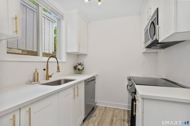Discover resort-style living at the desirable Rowayton Woods - photo 8