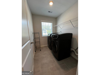 Prime corner-lot location in Kathleen! Offering thoughtfully - photo 18