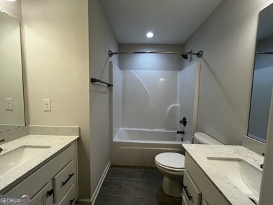 Prime corner-lot location in Kathleen! Offering thoughtfully - photo 20