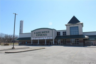 Rare commercial opportunity in the heart of Laurie. With 10.68 - photo 4