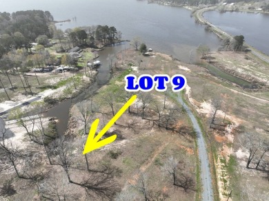 Lake Lot For Sale in Many, Louisiana