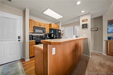 Bright, top-floor 3BR condo on Horseshoe Bend offering - photo 5